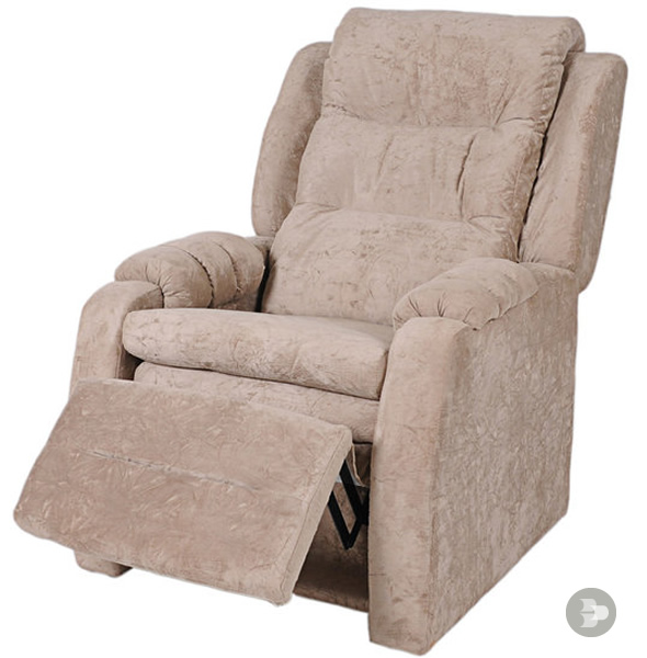 Uma poltrona reclinável é tudo o que um pai precisa. Pais caseiros.