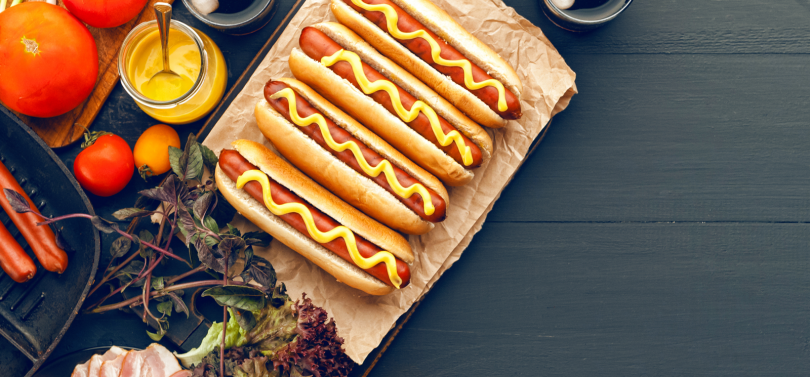 Featured image of post Imagens De Hot Dog Tradicional / Japan probably invented four new hot dogs while i european hot dog variations are extra fascinating because the dogs themselves are closer to the original german wieners, yet many of the.