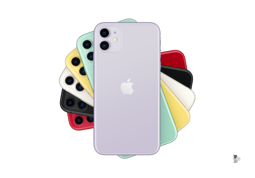 Vários iPhones decores diferentes enfileirados. Smartphones 2019.