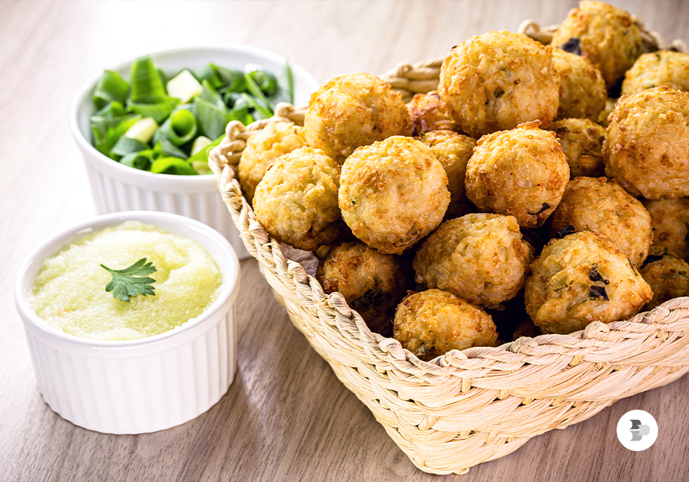 Bolinho de Arroz bolinho de arroz, Receitas fáceis e rápidas para curtir com a galera utilizando a airfryer