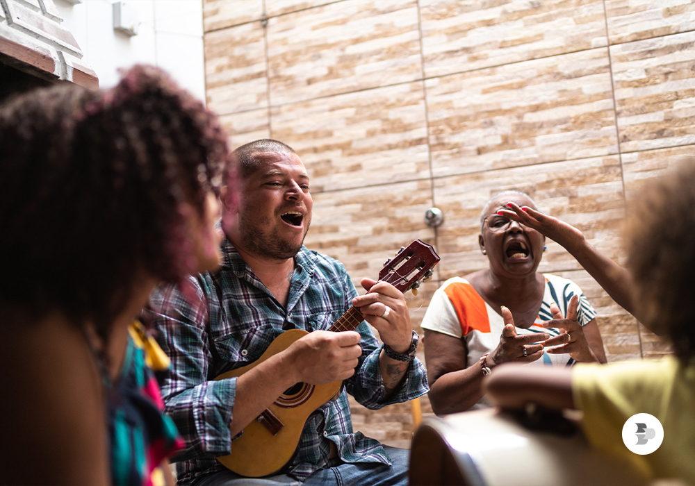 Se reúna com a família e amigos para cantar as suas musicas favoritas se-reuna-com-a-familia-e-amigos-para-cantar-as-suas-musicas-favoritas