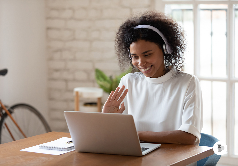 Entrar na reunião/aula online com a câmera do notebook aberta Entrar-na-reuniao-aula-online-com-a-camera-do-notebook-aberta