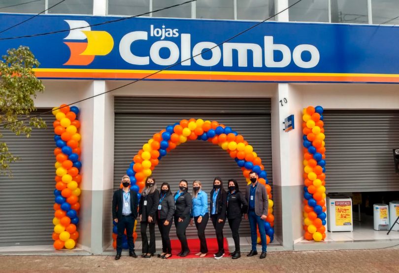 Lojas Colombo reinaugura filial 149 em Telemaco Borba PR