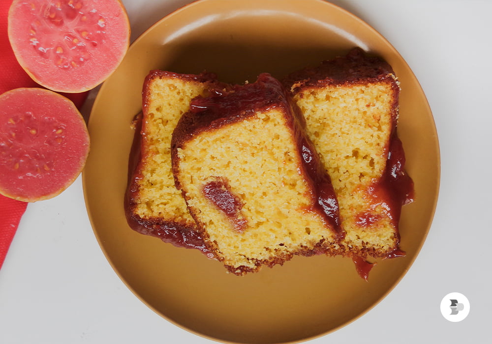 Bolo de fubá com goiabada bolo-de-fuba-com-goibada.jpg