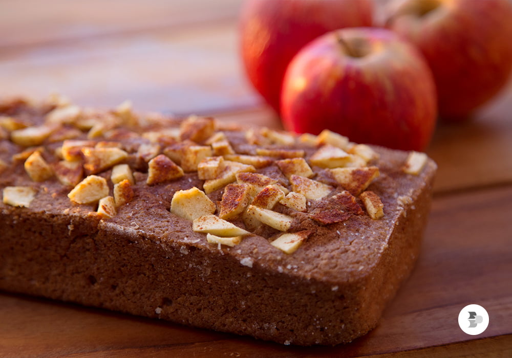 Bolo de maça e frutas bolo-de-maca-e-frutas.jpg