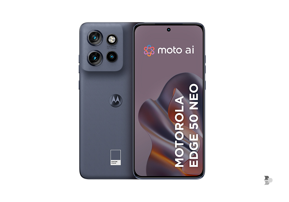 Um smartphone atual da Motorola vendido pela Lojas Colombo. Celular Black Friday.