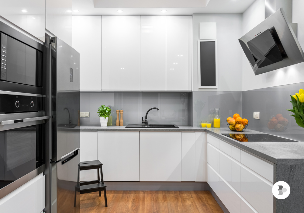Alguns eletrodomésticos contrastam com a cor do ambiente da cozinha. Como Montar uma Cozinha Eficiente com Eletrodomésticos.