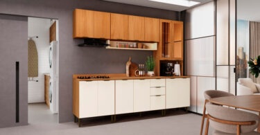 Uma cozinha com balcão para cooktop incluso. Balcão cooktop.